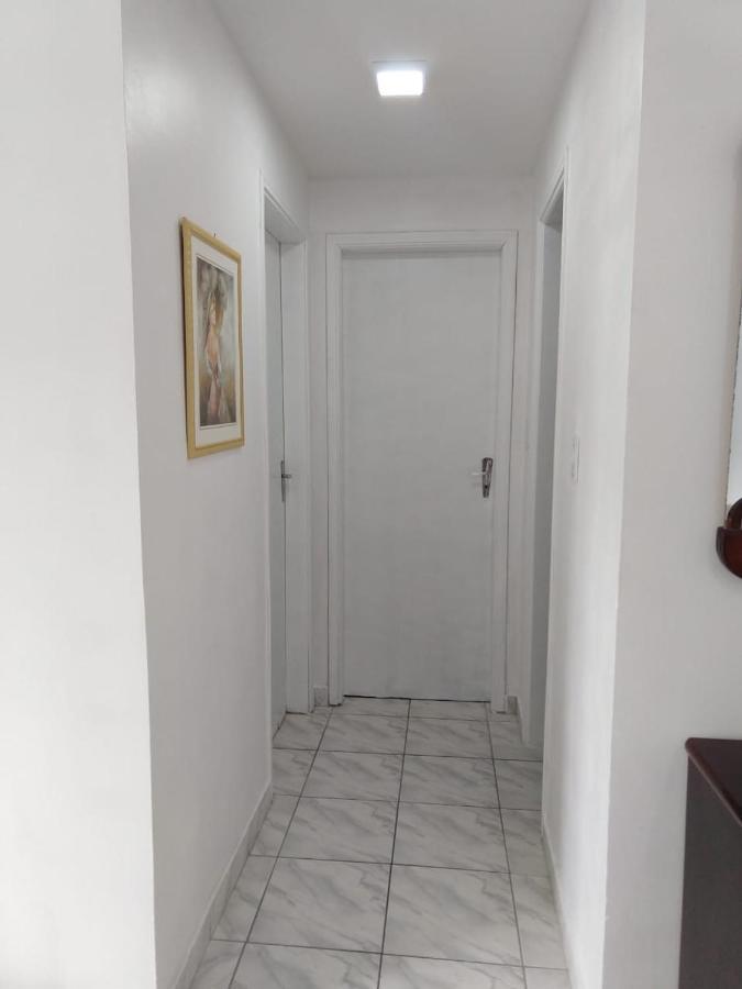 Apartamento Ubatuba, Itaguá, bem localizado, duas vagas de garagem Exterior foto