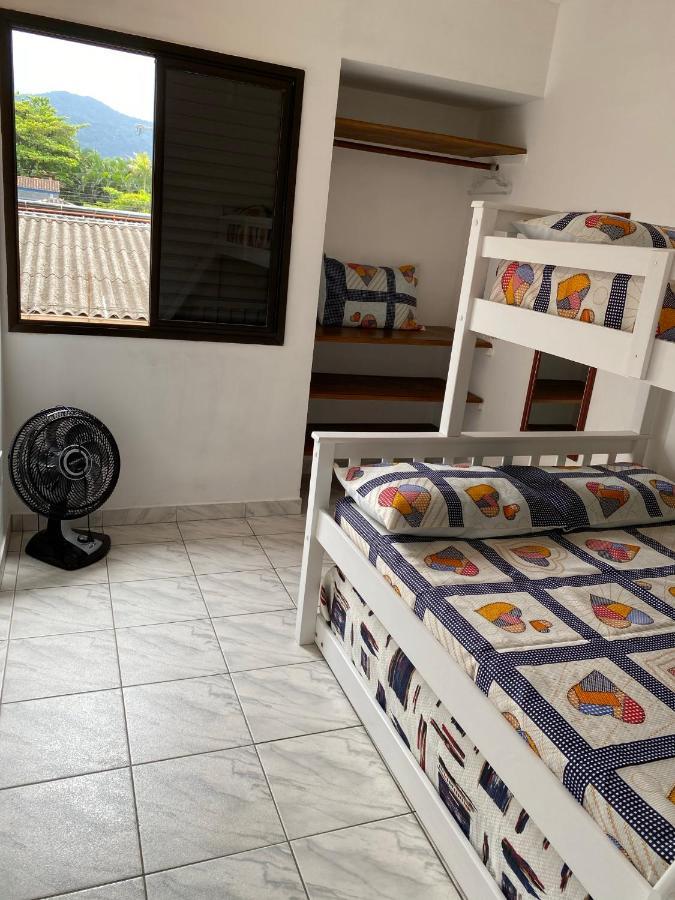 Apartamento Ubatuba, Itaguá, bem localizado, duas vagas de garagem Exterior foto