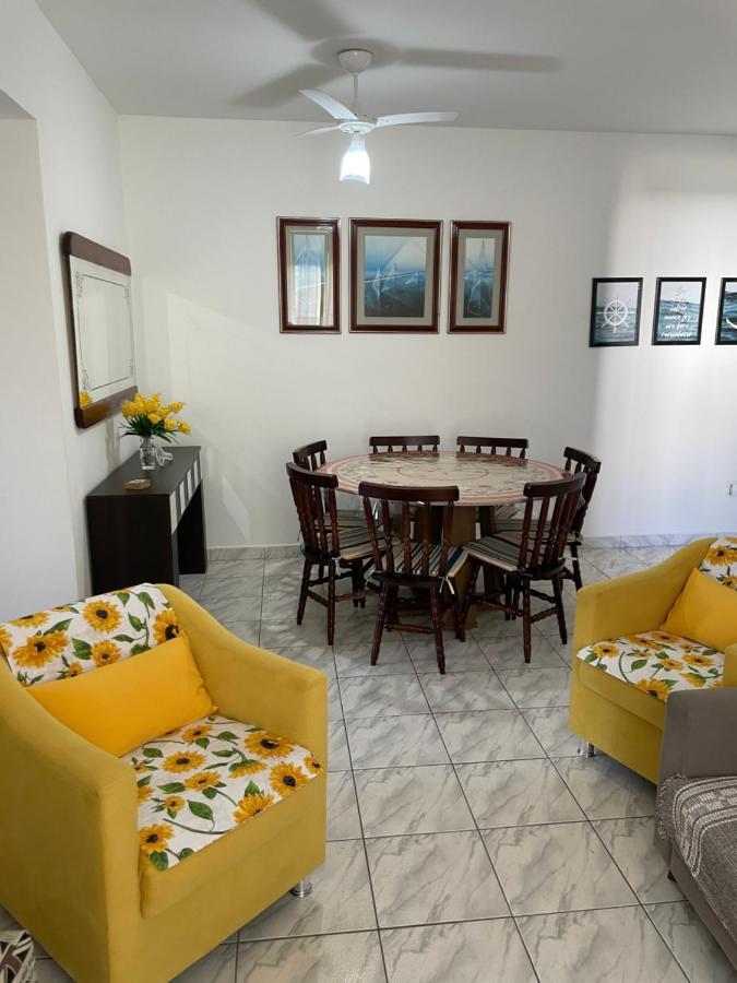 Apartamento Ubatuba, Itaguá, bem localizado, duas vagas de garagem Exterior foto